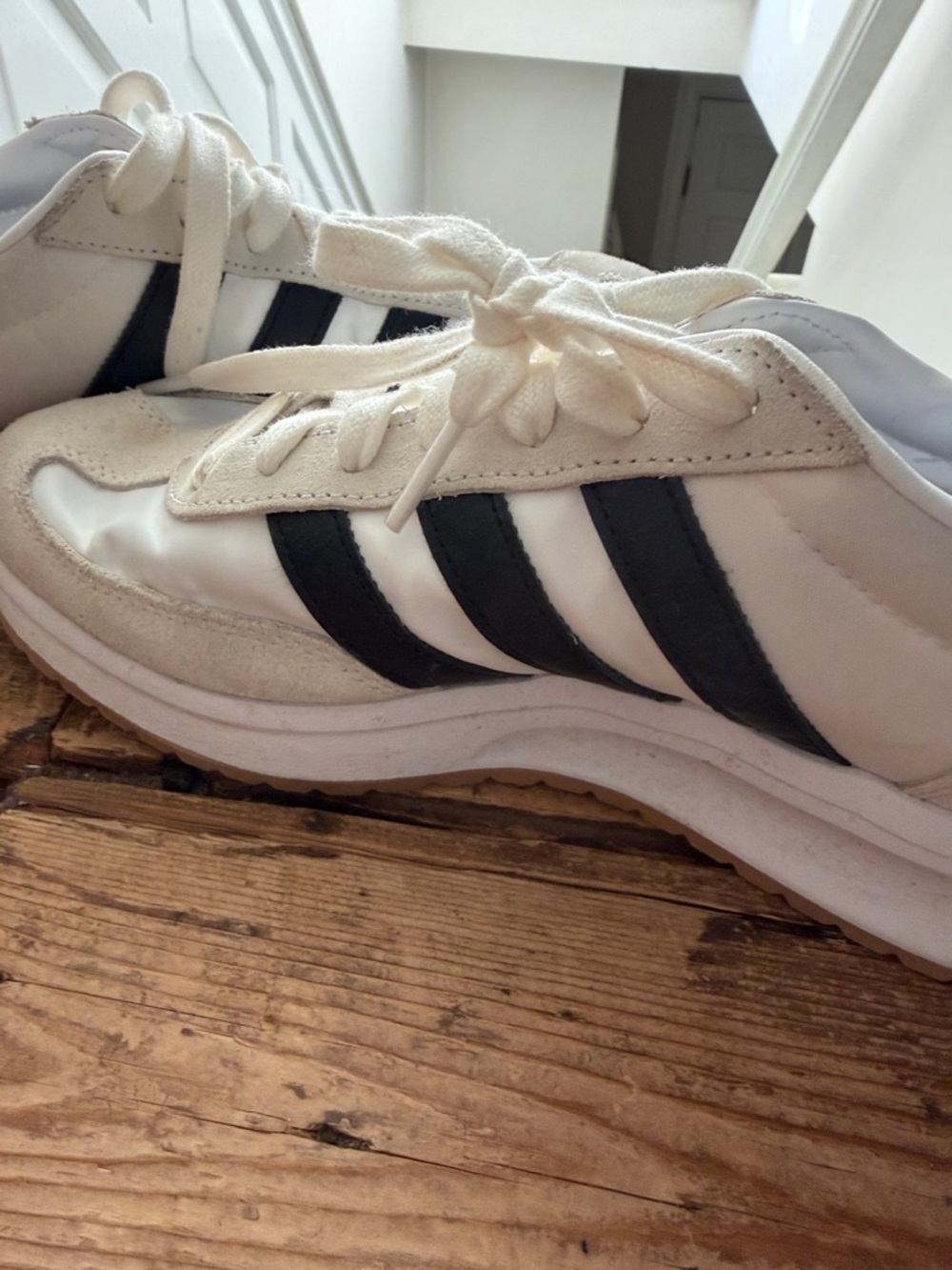 adidas Retro Runner Sneakers in White and Black with Cream Suede - Picture 3 of 4